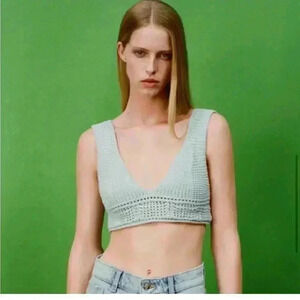 ZARA Bloggers favorite Blue Textured Knit Cropped Bra Bralette Crochet medium